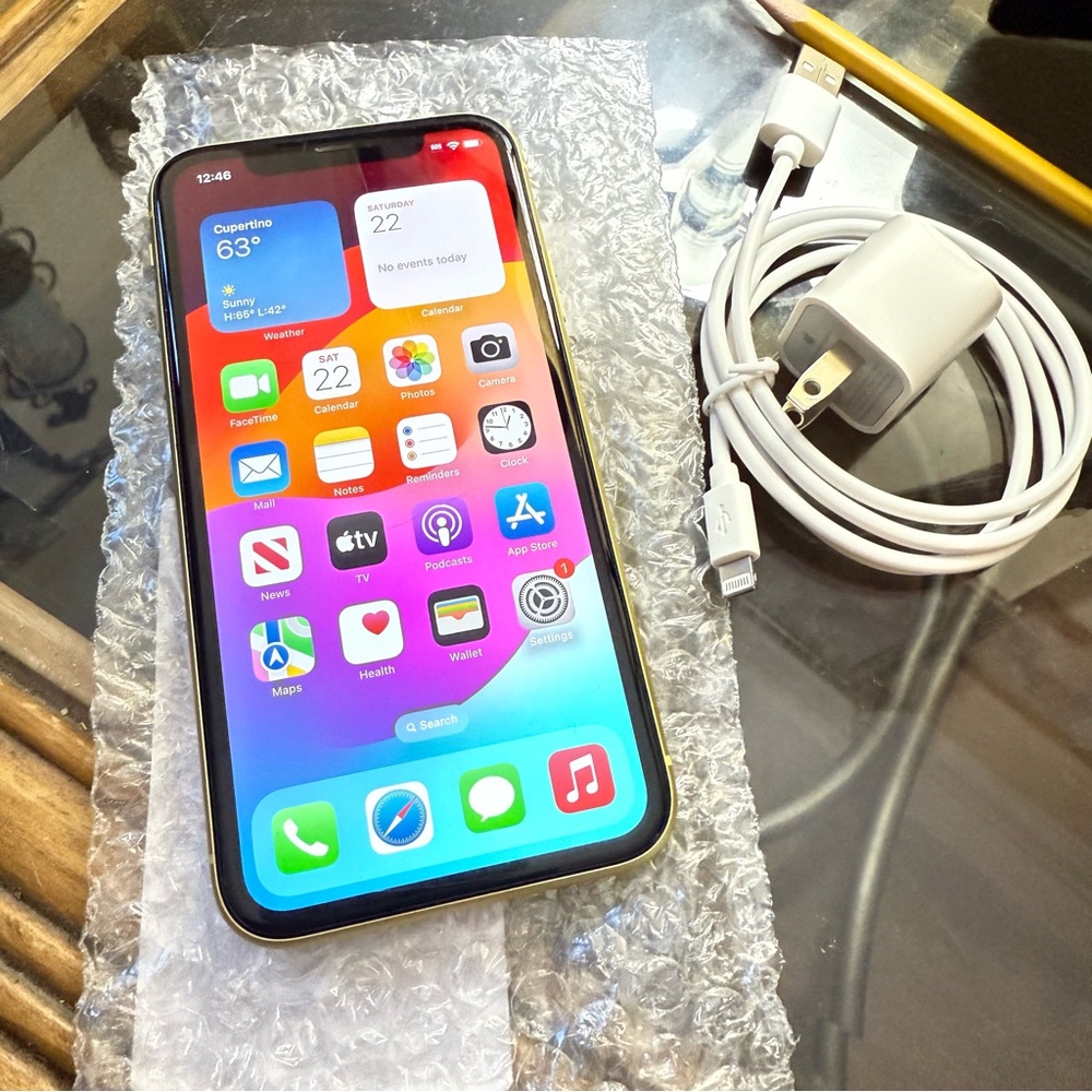 Apple iPhone 11 64GB unlocked for any company